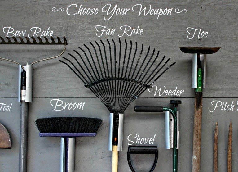 garden storage tool wall